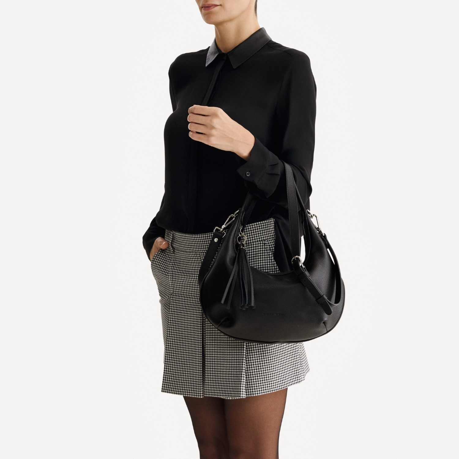 Снимка на Дамска чанта NORY 01 BOTTALATO NEGRU