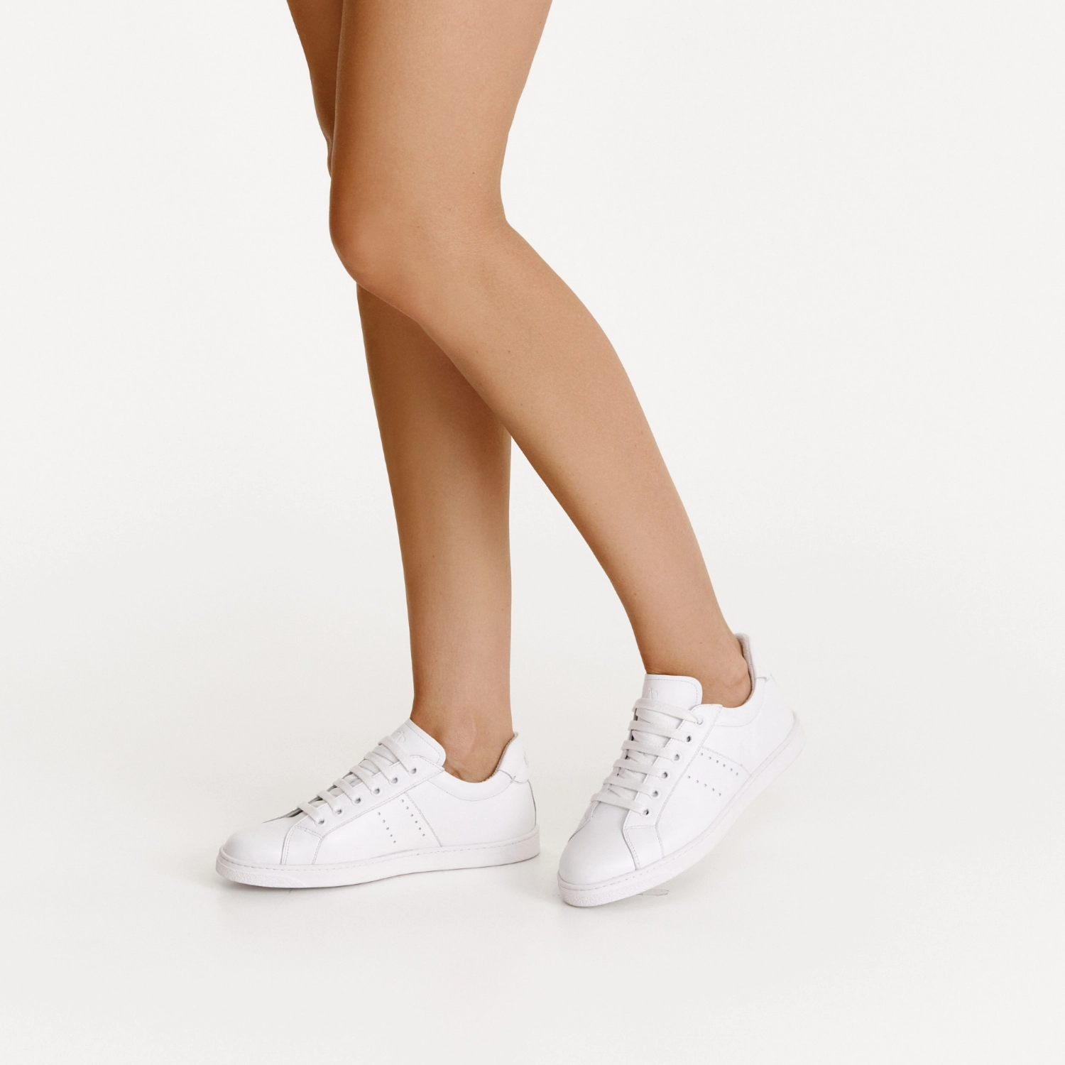 Imagine Pantofi Sport Dama 8330 Vitello Alb