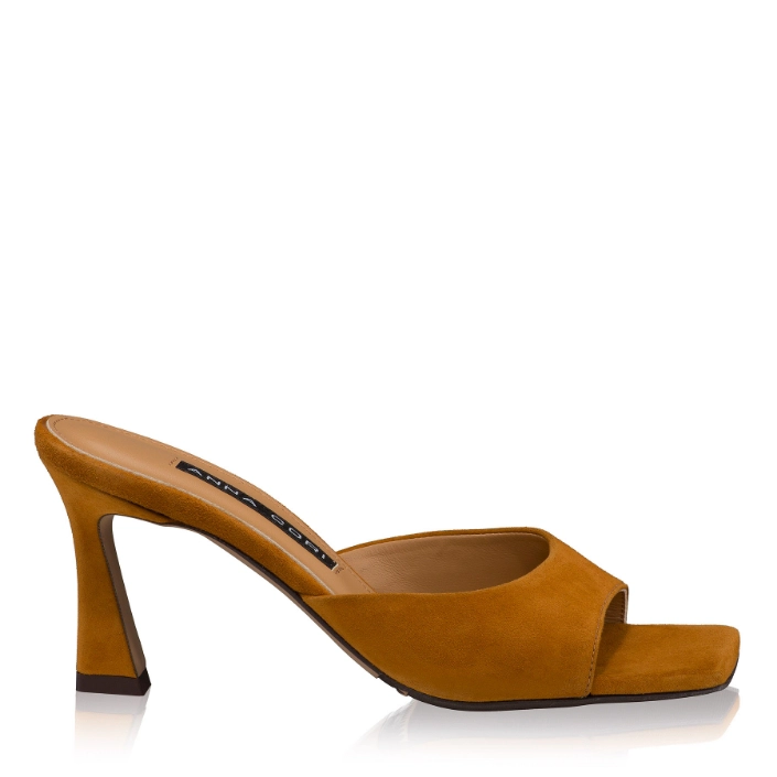 Picture of Women Leather Mules 8504 Camoscio Cuoio