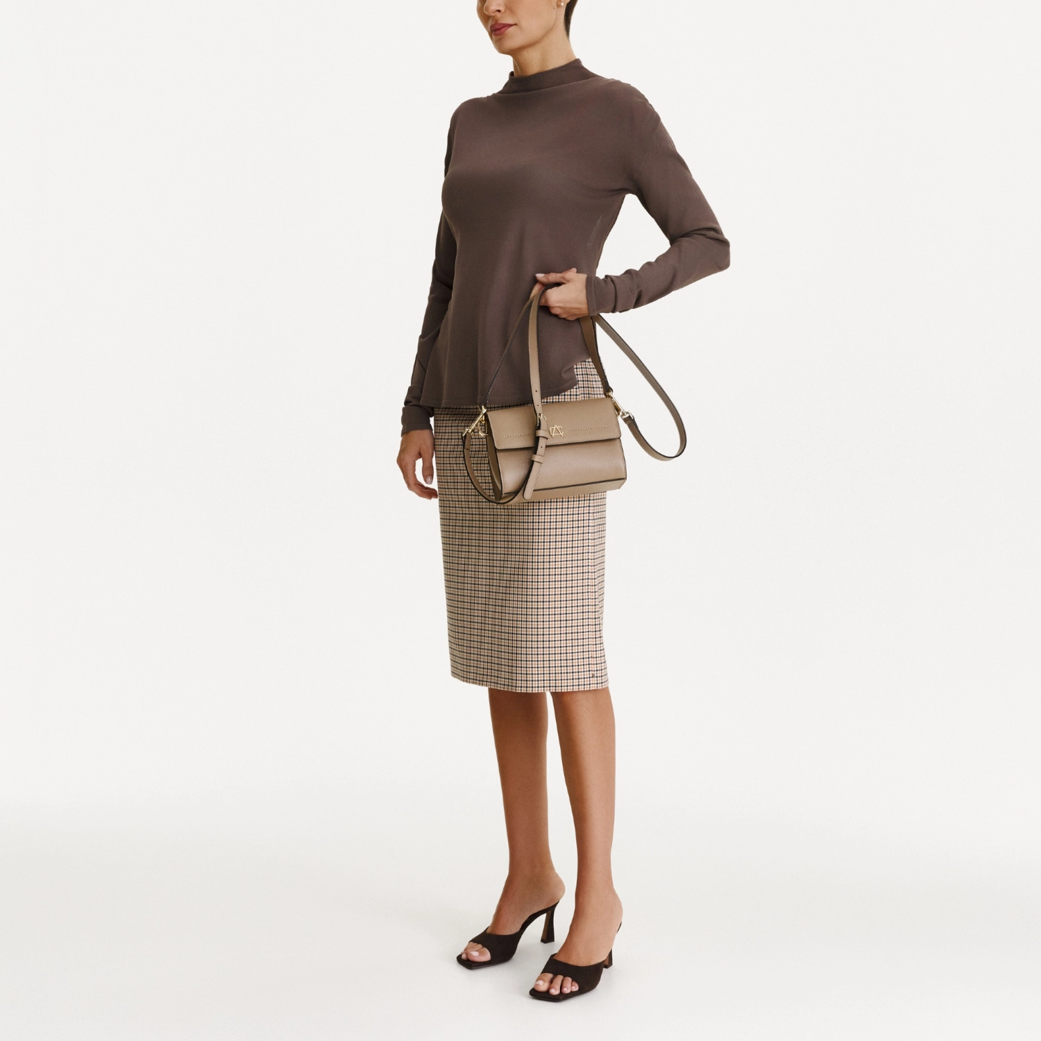 Picture of IRISA 01 VITELLO STAMP BEIGE